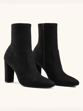 Inez Paz 90 Stretch boots in Black Suede in size 8 W
